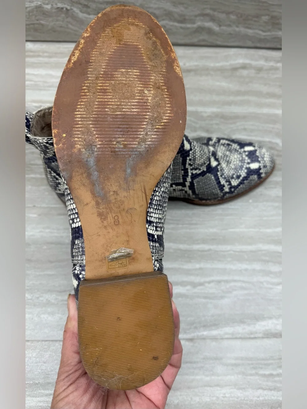 Madewell Snake Print Chelsea Booties Women’s Size 8